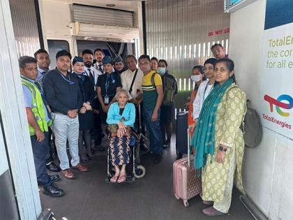 'Operation Kaveri' flight carrying 231 stranded Indians reaches Mumbai | 'Operation Kaveri' flight carrying 231 stranded Indians reaches Mumbai
