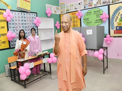 UP urban body elections: CM Yogi casts his vote in Gorakhpur | UP urban body elections: CM Yogi casts his vote in Gorakhpur