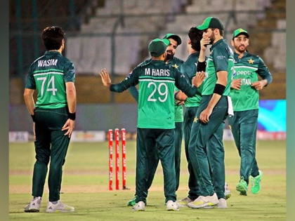 Pakistan defeat New Zealand in 3rd ODI to take unassailable 3-0 series lead | Pakistan defeat New Zealand in 3rd ODI to take unassailable 3-0 series lead
