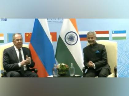 SCO Goa meeting: "Don't tell anybody", Russia foreign minister Lavrov reacts to Jaishankar's suntan query | SCO Goa meeting: "Don't tell anybody", Russia foreign minister Lavrov reacts to Jaishankar's suntan query