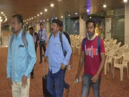 Operation Kaveri: Another group of 9 Indian evacuees lands in Mumbai | Operation Kaveri: Another group of 9 Indian evacuees lands in Mumbai