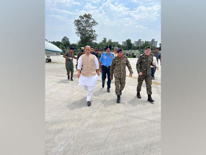 Defence Minister Rajnath Singh arrives in Jammu to review situation amid ongoing encounter in Rajouri | Defence Minister Rajnath Singh arrives in Jammu to review situation amid ongoing encounter in Rajouri