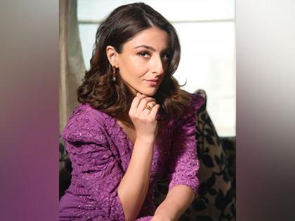 Soha Ali Khan nails headstand in latest workout video, check out | Soha Ali Khan nails headstand in latest workout video, check out