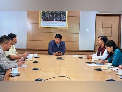 Meghalaya CM holds meeting with officials on evacuation of students from violence-torn Manipur | Meghalaya CM holds meeting with officials on evacuation of students from violence-torn Manipur