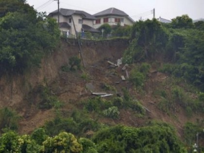 Japan's weather officials warn of landslides in Ishikawa after 6.2 magnitude quake | Japan's weather officials warn of landslides in Ishikawa after 6.2 magnitude quake