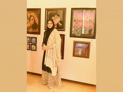 Kashmir's beauty captured through mesmerizing art: Shazia Basharat's paintings leave visitors in awe | Kashmir's beauty captured through mesmerizing art: Shazia Basharat's paintings leave visitors in awe