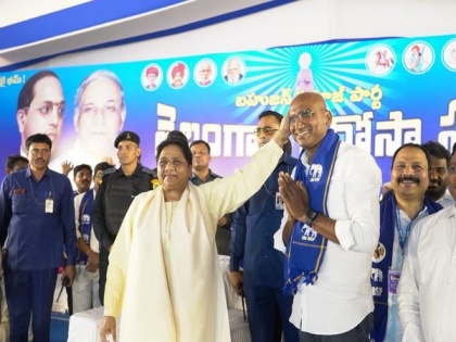 Mayawati urges people to oust KCR govt from Telangana, announces BSP's CM candidate for Assembly polls | Mayawati urges people to oust KCR govt from Telangana, announces BSP's CM candidate for Assembly polls