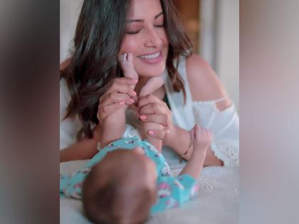 Bipasha Basu calls her daughter Devi 'natural athlete' as she plays with a ball | Bipasha Basu calls her daughter Devi 'natural athlete' as she plays with a ball Bipasha Basu calls her daughter Devi 'natural athlete' as she plays with a ball | Bipasha Basu calls her daughter Devi 'natural athlete' as she plays with a ball