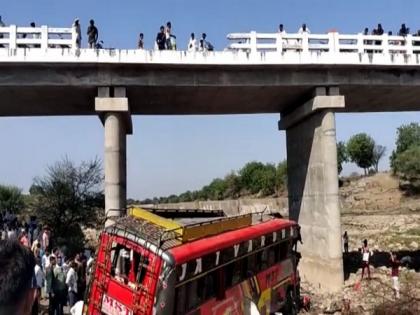 15 dead, 25 injured after bus falls off bridge in MP's Khargone; ex-gratia announced | 15 dead, 25 injured after bus falls off bridge in MP's Khargone; ex-gratia announced