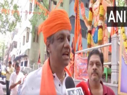 Karnataka Polls: Stopped from reciting Hanuman Chalisa in Bengaluru, allege VHP members | Karnataka Polls: Stopped from reciting Hanuman Chalisa in Bengaluru, allege VHP members