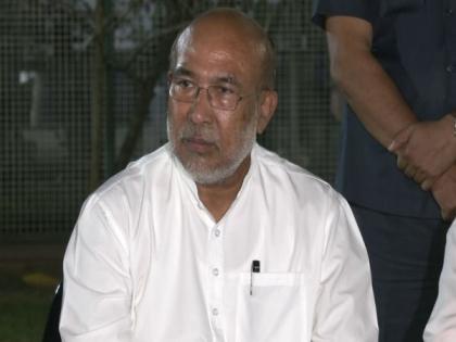 Manipur violence: CM Biren Singh visits two relief camps in Imphal today | Manipur violence: CM Biren Singh visits two relief camps in Imphal today Manipur violence: CM Biren Singh visits two relief camps in Imphal today | Manipur violence: CM Biren Singh visits two relief camps in Imphal today