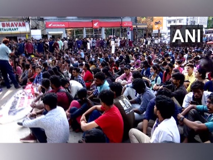 Kerala doctor death: Medical students stage mass protest in Trivandrum, doctors to continue strike | Kerala doctor death: Medical students stage mass protest in Trivandrum, doctors to continue strike