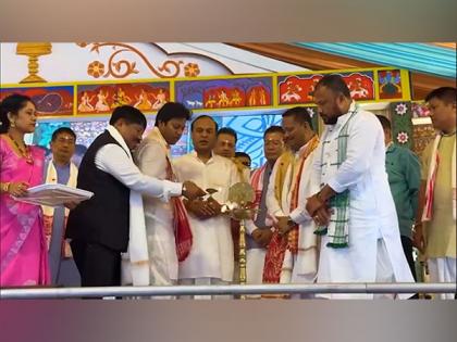 Assam CM inaugurates Sri Sri Madhabdev Kalakshetra at Narayanpur, lays foundation stone of several projects | Assam CM inaugurates Sri Sri Madhabdev Kalakshetra at Narayanpur, lays foundation stone of several projects