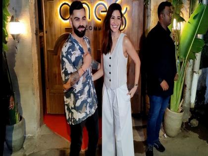 Virat Kohli teases paps after Anushka Sharma called as 'Sir': Virat Ma'am bhi bol de | Virat Kohli teases paps after Anushka Sharma called as 'Sir': Virat Ma'am bhi bol de Virat Kohli teases paps after Anushka Sharma called as 'Sir': Virat Ma'am bhi bol de | Virat Kohli teases paps after Anushka Sharma called as 'Sir': Virat Ma'am bhi bol de