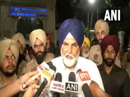 "It could be an explosion...": Punjab Police after loud sound heard in vicinity of Golden Temple | "It could be an explosion...": Punjab Police after loud sound heard in vicinity of Golden Temple "It could be an explosion...": Punjab Police after loud sound heard in vicinity of Golden Temple | "It could be an explosion...": Punjab Police after loud sound heard in vicinity of Golden Temple