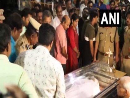 Kerala: Last rites for doctor stabbed to death on duty performed | Kerala: Last rites for doctor stabbed to death on duty performed