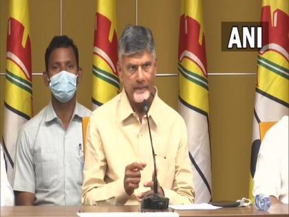 Ex-Andhra Pradesh CM Naidu meets distraught farmers in West Godavari district | Ex-Andhra Pradesh CM Naidu meets distraught farmers in West Godavari district