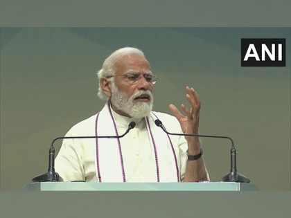 PM Modi lays foundation stone, dedicates to nation projects worth around Rs 4,400 crores in Gujarat | PM Modi lays foundation stone, dedicates to nation projects worth around Rs 4,400 crores in Gujarat