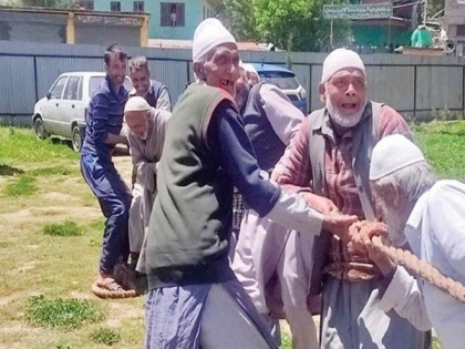 J&amp;K: Senior citizens prove age is just a number at Sports for Seniors event in Baramulla | J&amp;K: Senior citizens prove age is just a number at Sports for Seniors event in Baramulla