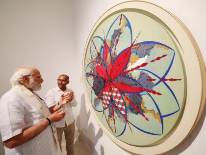 PM Modi visits 'Jana Shakti Art Exhibition' at National Gallery of Modern Art in Delhi | PM Modi visits 'Jana Shakti Art Exhibition' at National Gallery of Modern Art in Delhi
