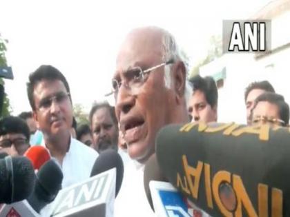 "Will implement all five promises": Kharge after Congress victory in Karnataka | "Will implement all five promises": Kharge after Congress victory in Karnataka
