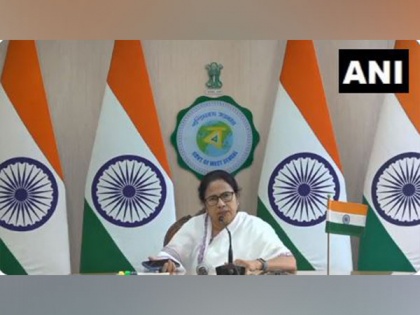 Wherever the Congress is strong, we will support it but don't fight against us in Bengal: Mamata Banerjee | Wherever the Congress is strong, we will support it but don't fight against us in Bengal: Mamata Banerjee