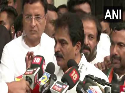 Karnataka CM post: Congress leader KC Venugopal arrives at Sonia Gandhi's residence | Karnataka CM post: Congress leader KC Venugopal arrives at Sonia Gandhi's residence Karnataka CM post: Congress leader KC Venugopal arrives at Sonia Gandhi's residence | Karnataka CM post: Congress leader KC Venugopal arrives at Sonia Gandhi's residence