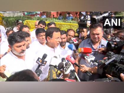Karnataka CM decision: Will have new cabinet in next 48-72 hours: Randeep Surjewala | Karnataka CM decision: Will have new cabinet in next 48-72 hours: Randeep Surjewala