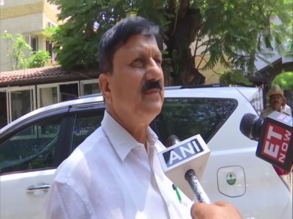 "Fight for CM post will continue in Congress for 5 years," says former Karnataka Home Minister Jnanendra | "Fight for CM post will continue in Congress for 5 years," says former Karnataka Home Minister Jnanendra