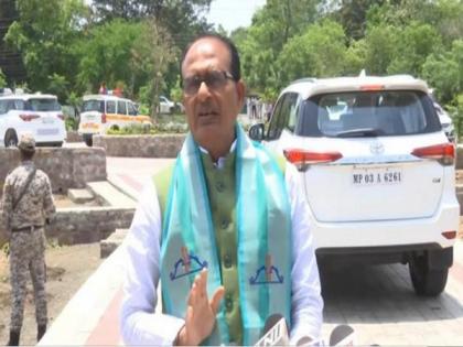 MP cabinet approves 'Learn and Earn' scheme for unemployed youths: CM Chouhan | MP cabinet approves 'Learn and Earn' scheme for unemployed youths: CM Chouhan