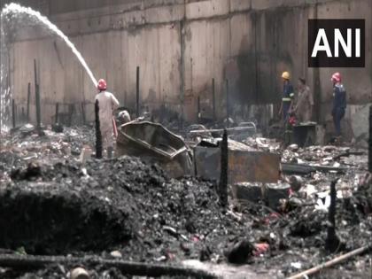 Delhi: Fire breaks out in slums near Shastri Park after LPG cylinder blast | Delhi: Fire breaks out in slums near Shastri Park after LPG cylinder blast