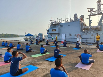 Indian Navy Ship 'Batti Malv' visits Sri Lanka's Trincomalee port | Indian Navy Ship 'Batti Malv' visits Sri Lanka's Trincomalee port