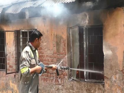 Uttar Pradesh: Fire breaks out at Postal Goods Godown in Aligarh | Uttar Pradesh: Fire breaks out at Postal Goods Godown in Aligarh