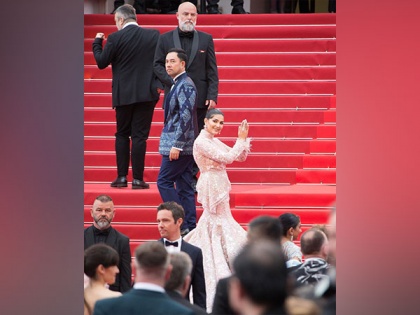 Haryanvi dancer Sapna Choudhary hits Cannes 2023 red carpet, netizens surprised | Haryanvi dancer Sapna Choudhary hits Cannes 2023 red carpet, netizens surprised
