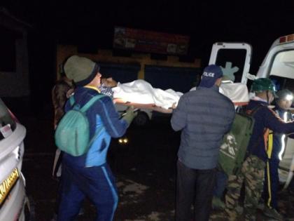Uttarakhand: Two youths hospitalized after lightning strike | Uttarakhand: Two youths hospitalized after lightning strike