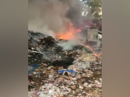 UP: Fire breaks out at scrap godown in Ghaziabad, no casualties | UP: Fire breaks out at scrap godown in Ghaziabad, no casualties
