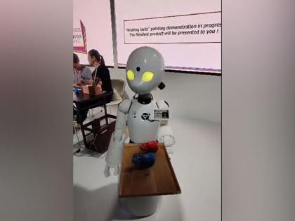 "Namaste to India," greets Robot deployed at G7 Summit in Hiroshima | "Namaste to India," greets Robot deployed at G7 Summit in Hiroshima