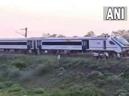 Odisha: Puri-Howrah Vande Bharat Express halted after overhead wire damaged due to thunderstorms, lightning | Odisha: Puri-Howrah Vande Bharat Express halted after overhead wire damaged due to thunderstorms, lightning