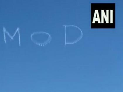 Plane traces 'Welcome Modi' message in Sydney sky ahead of big diaspora event | Plane traces 'Welcome Modi' message in Sydney sky ahead of big diaspora event