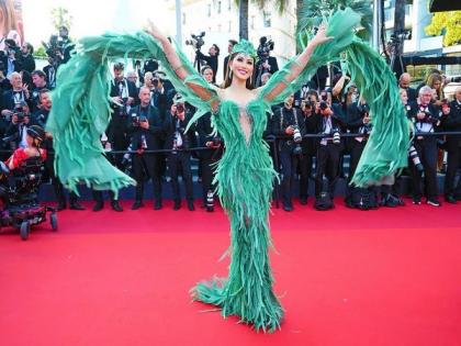 Urvashi Rautela stuns fans with 'A Birdie Look' at Cannes Film Festival | Urvashi Rautela stuns fans with 'A Birdie Look' at Cannes Film Festival