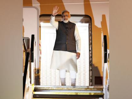 Prime Minister Narendra Modi concludes 3-nation tour, emplanes for Delhi | Prime Minister Narendra Modi concludes 3-nation tour, emplanes for Delhi