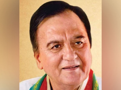 "You will always be my hero": Priya Dutt remembers father Sunil Dutt on death anniversary | "You will always be my hero": Priya Dutt remembers father Sunil Dutt on death anniversary