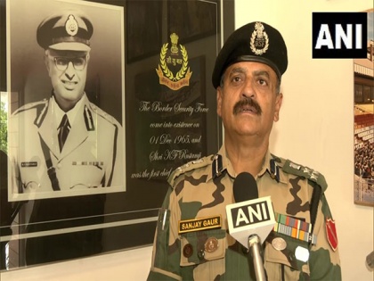 BSF shoots down Pakistani drone carrying narcotics in Punjab; smuggler held | BSF shoots down Pakistani drone carrying narcotics in Punjab; smuggler held