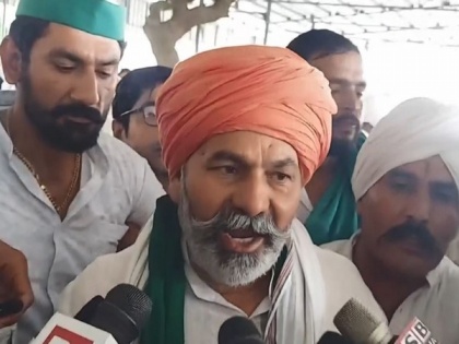 "Arrest us if they want": Farmer leader Rakesh Tikait stands in support of protesting wrestlers | "Arrest us if they want": Farmer leader Rakesh Tikait stands in support of protesting wrestlers