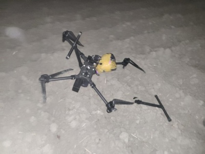 BSF shoots down Pak drone in Amritsar; recovers tied narcotics | BSF shoots down Pak drone in Amritsar; recovers tied narcotics