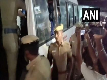 TN: 9 more DMK supporters arrested for thwarting IT raid at minister's address | TN: 9 more DMK supporters arrested for thwarting IT raid at minister's address TN: 9 more DMK supporters arrested for thwarting IT raid at minister's address | TN: 9 more DMK supporters arrested for thwarting IT raid at minister's address