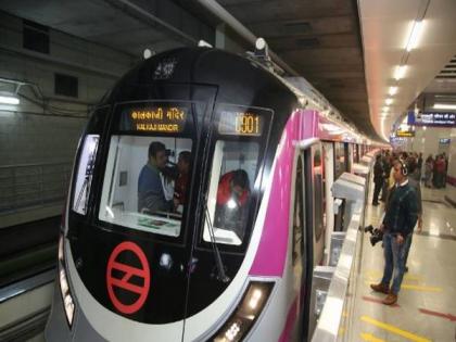 Delhi Metro's Magenta Line services delayed | Delhi Metro's Magenta Line services delayed