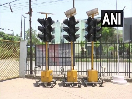 Raipur Police to use portable traffic signals to ensure smooth vehicular movement | Raipur Police to use portable traffic signals to ensure smooth vehicular movement