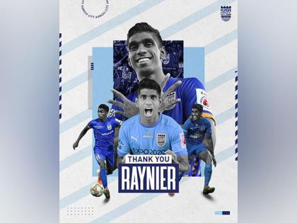 Raynier Fernandes, Hardik Bhatt, and Gursimrat Gill bid farewell to Mumbai City FC | Raynier Fernandes, Hardik Bhatt, and Gursimrat Gill bid farewell to Mumbai City FC Raynier Fernandes, Hardik Bhatt, and Gursimrat Gill bid farewell to Mumbai City FC | Raynier Fernandes, Hardik Bhatt, and Gursimrat Gill bid farewell to Mumbai City FC
