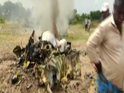IAF trainer aircraft crashes in Karnataka, pilots safe | IAF trainer aircraft crashes in Karnataka, pilots safe